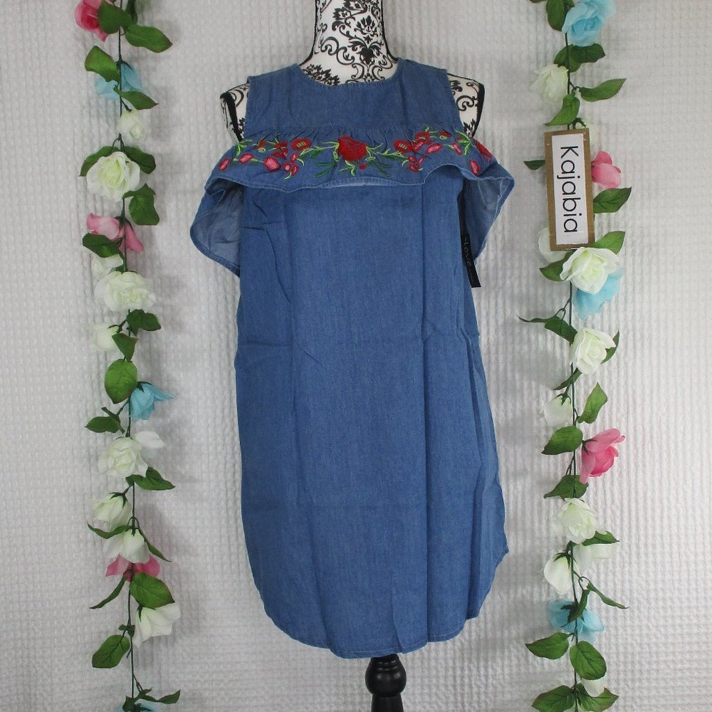 LOVE By Chesley Embroidered Dress NWT Size Medium